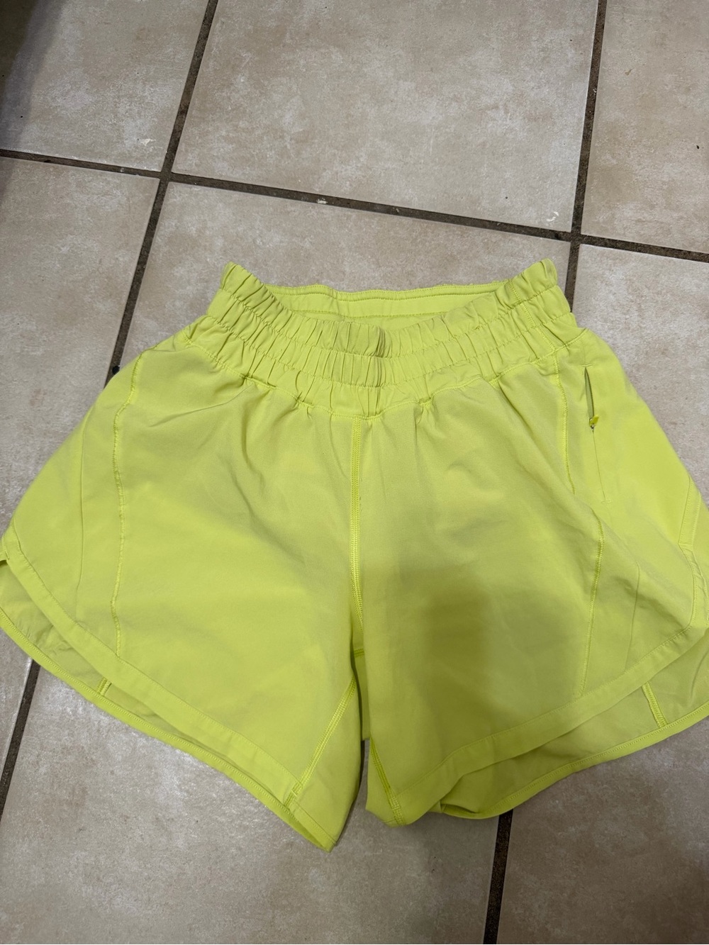 Lululemon Track That Mid-Rise Lined Short 5”